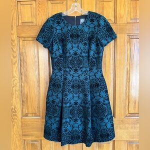 👗 Vince Camuto Teal and Black Brocade Fit and Flare Dress size 12 With Pockets